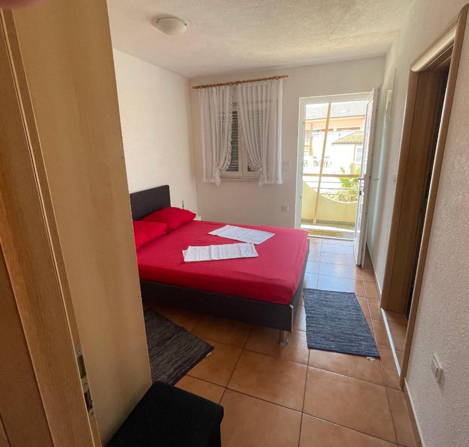 Ferienwohnung Elia Vir Exterior foto